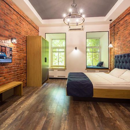 Self Check-In Apartments Near Landscape Alley Kyiv Exterior foto