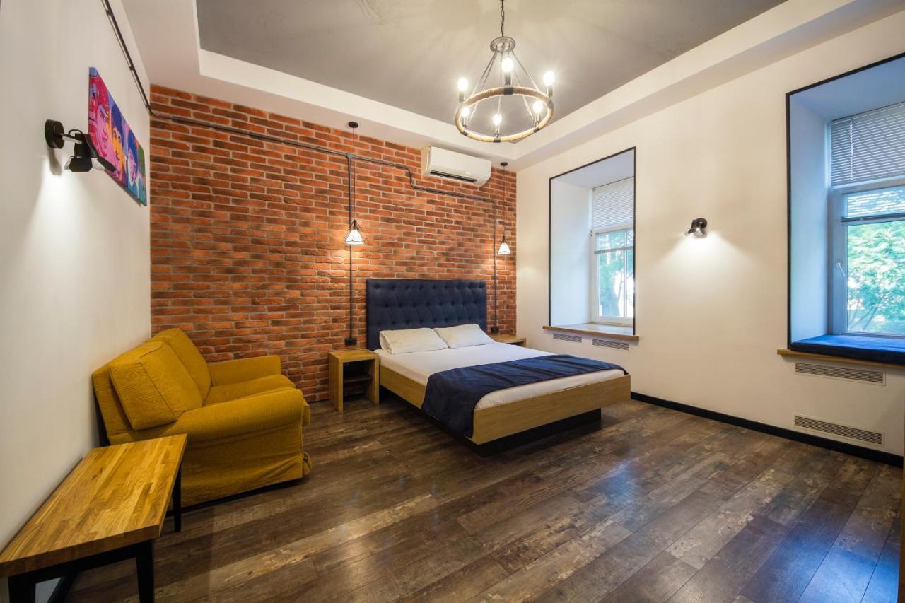Self Check-In Apartments Near Landscape Alley Kyiv Exterior foto